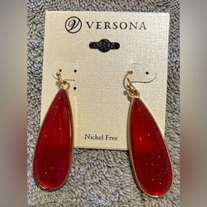 NWT Versona Tango Red Earwires